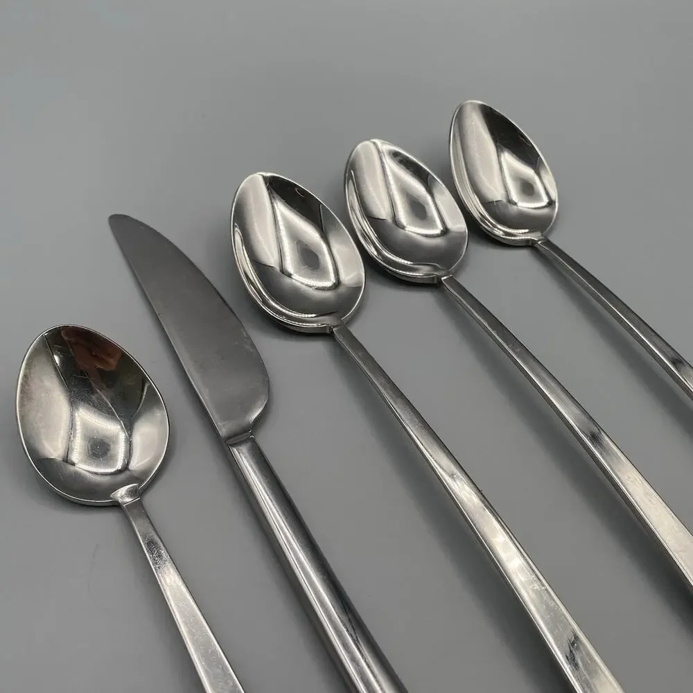 Mikasa Eastside 5pcs Mixed‎ Lot Stainless Flatware Teaspoon Soup Spoons Place